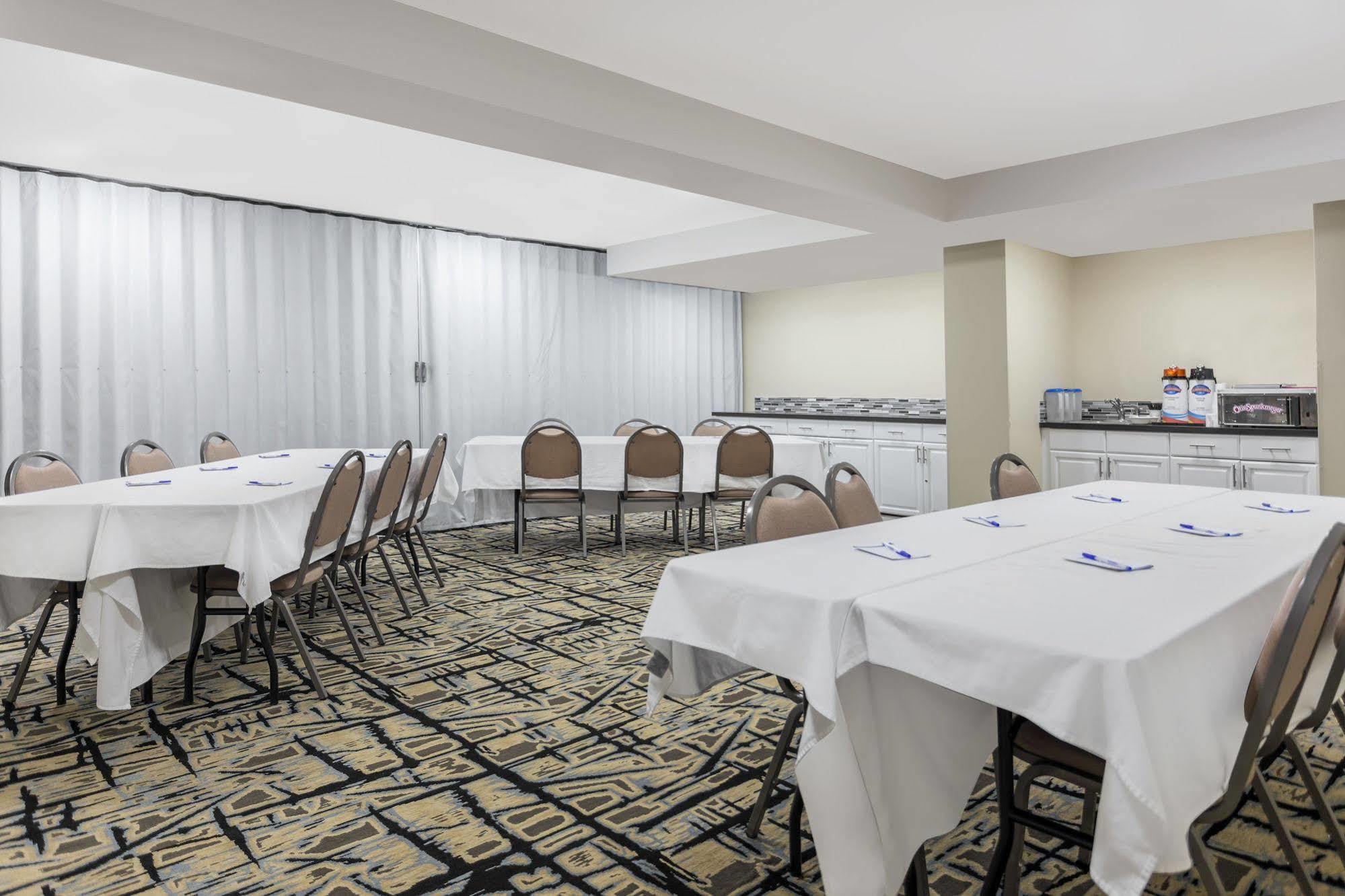 Silverstone Inn & Suites Spokane Valley Dış mekan fotoğraf